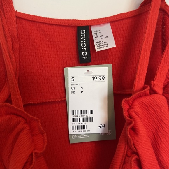 Red mini dress - Picture 2 of 3